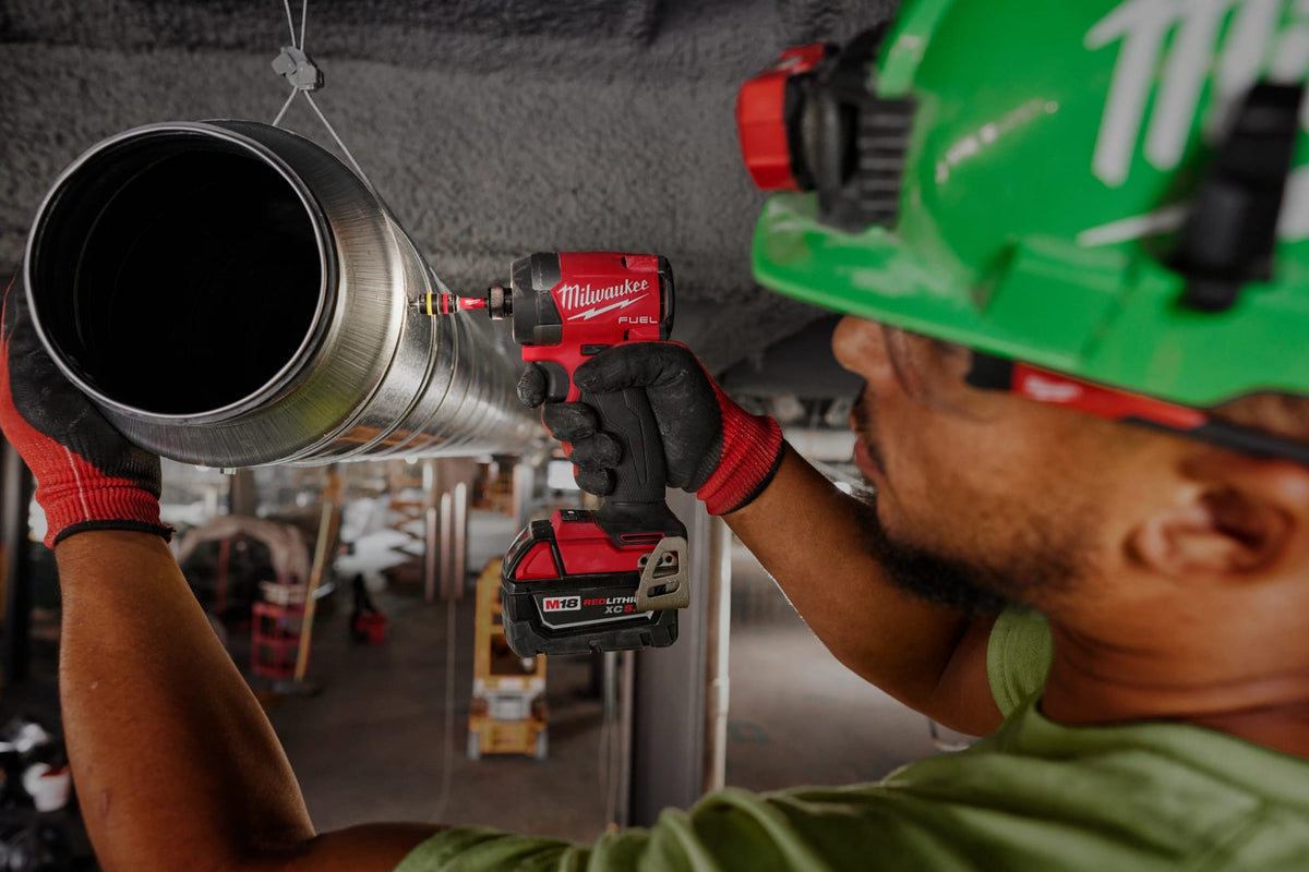 Milwaukee Tools 49-66-4542 SHOCKWAVE™ Impact Duty 1/4" and 5/16" x 2-1/4" QUIK-CLEAR™ 2-in-1 Magnetic Nut Driver