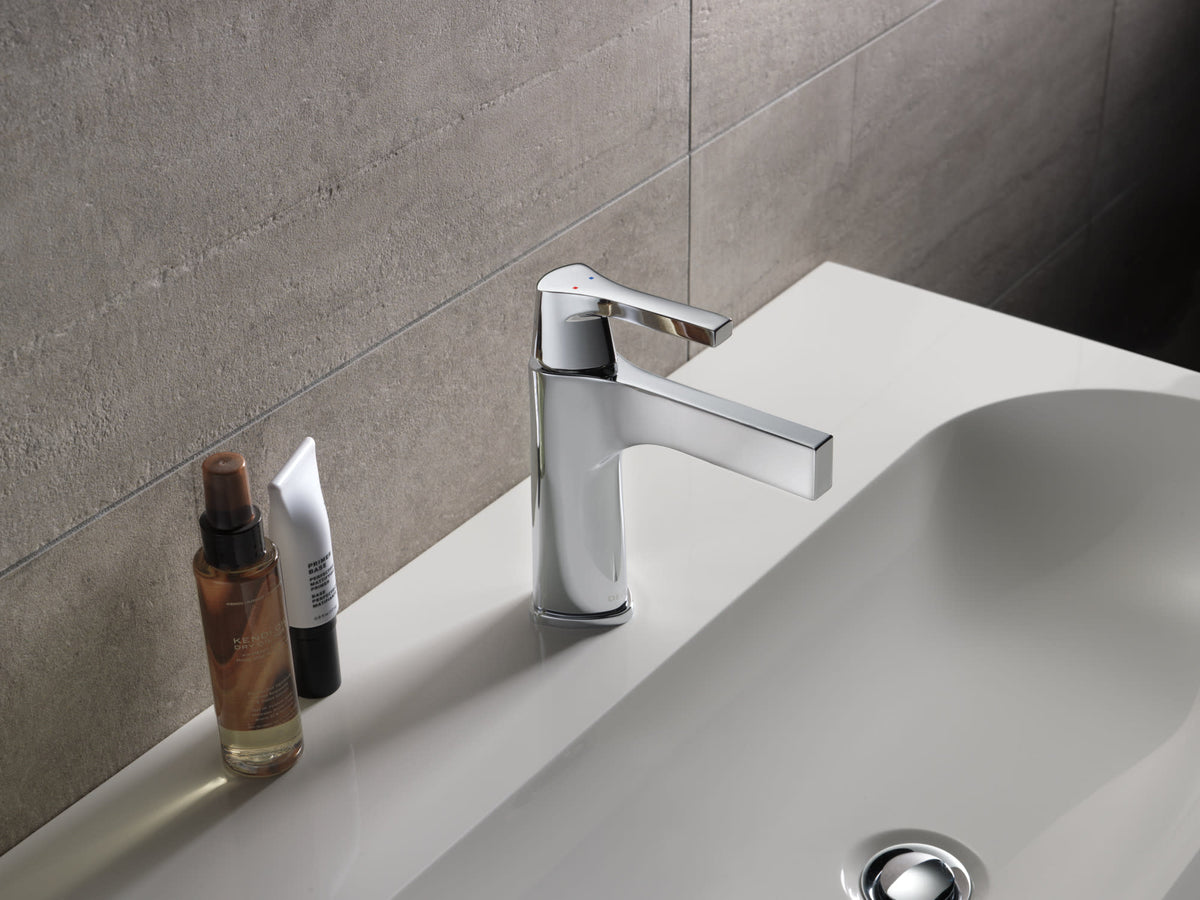 Delta Zura® Single Handle Bathroom Faucet Chrome