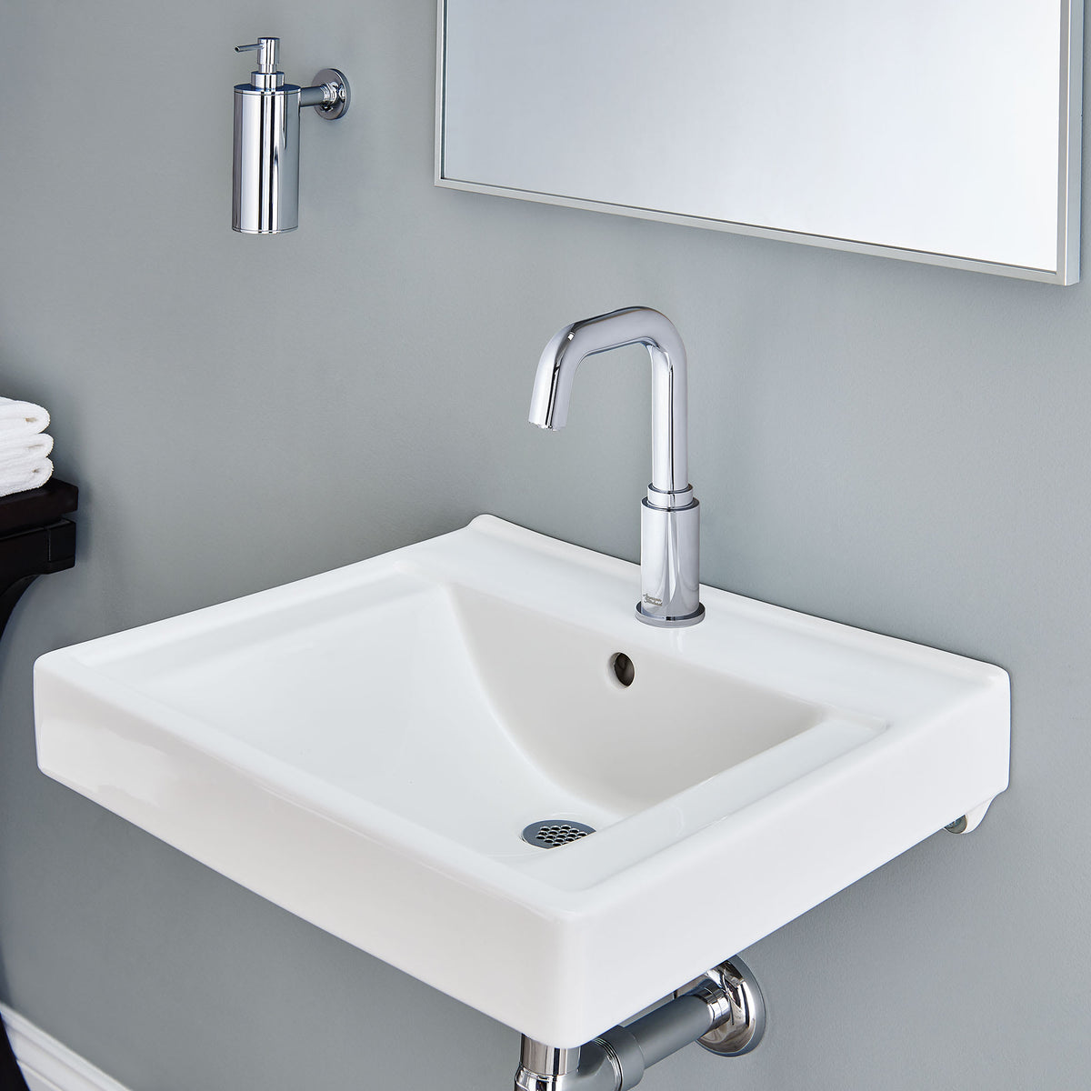 American Standard 9024001EC.020 Decorum® Wall-Hung EverClean® Sink With Center Hole Only White