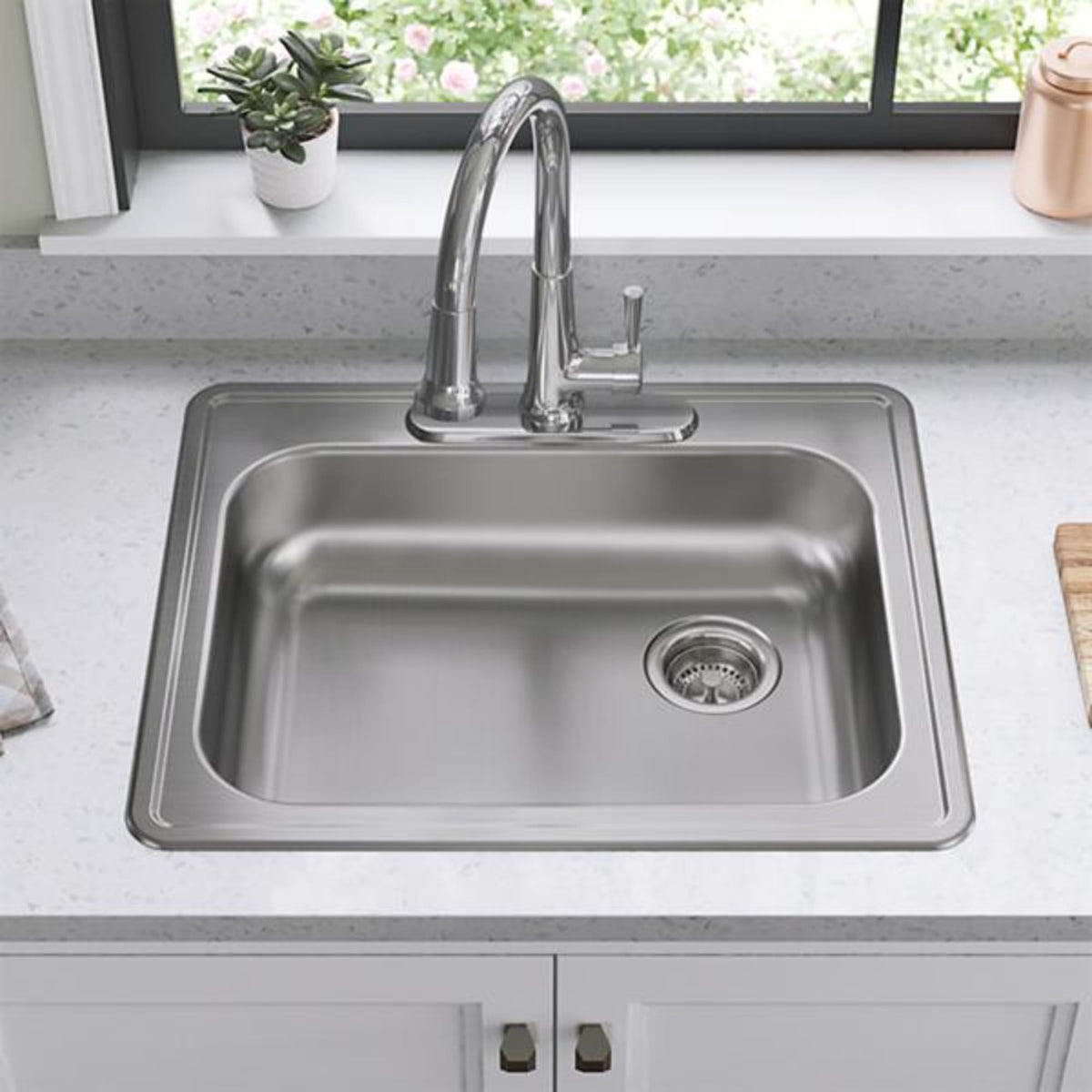 Dayton Stainless Steel 25" x 21-1/4" x 5-3/8" 3-Hole Single Bowl Drop-in Sink with Right Drain