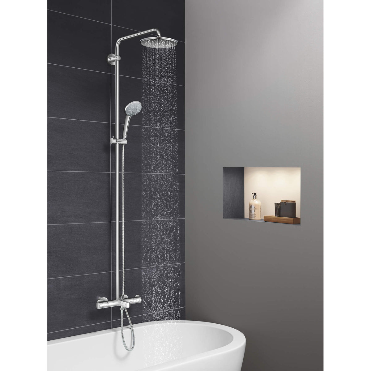 Thermostatic Tub/Shower System in GROHE CHROME