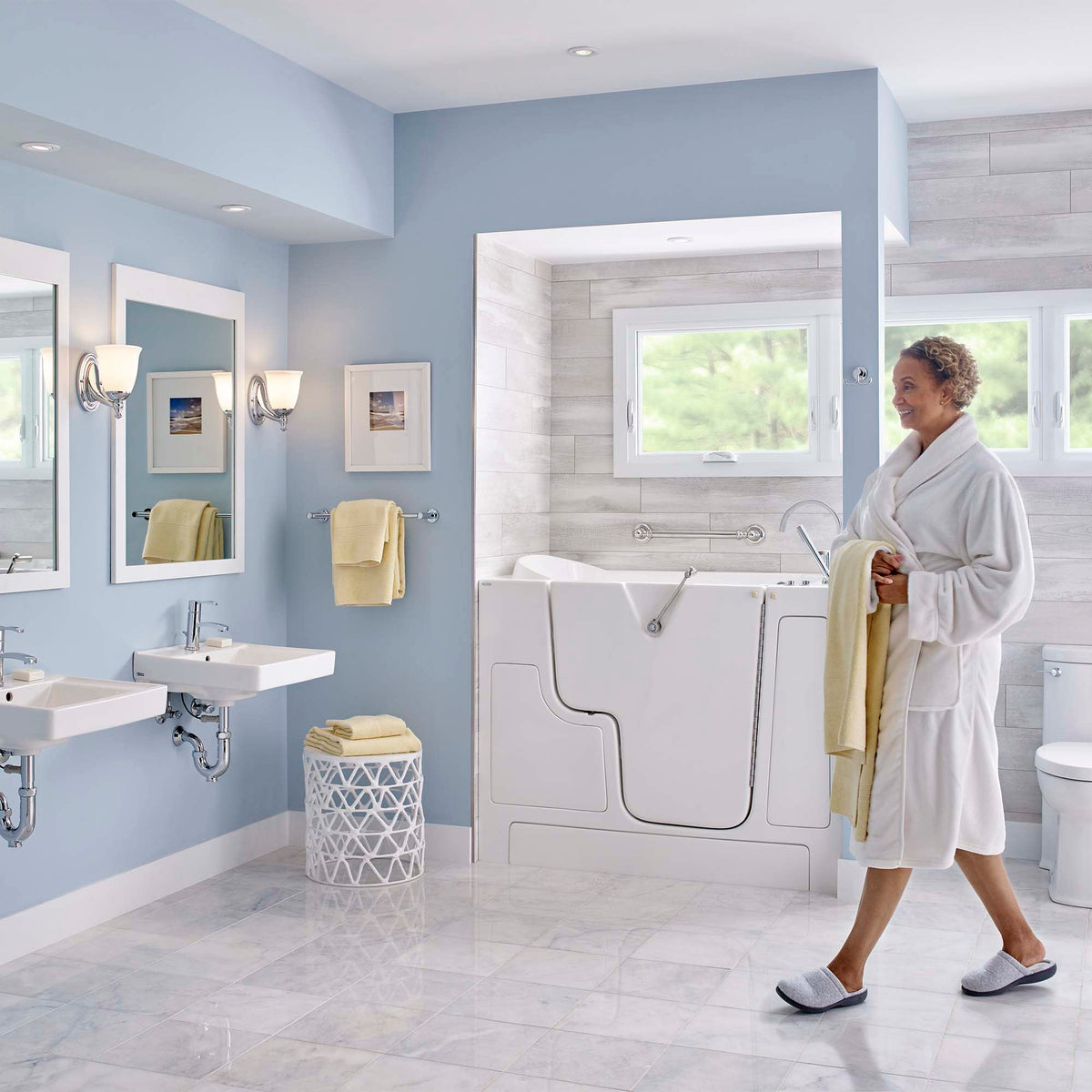 American Standard 9024001EC.020 Decorum® Wall-Hung EverClean® Sink With Center Hole Only White