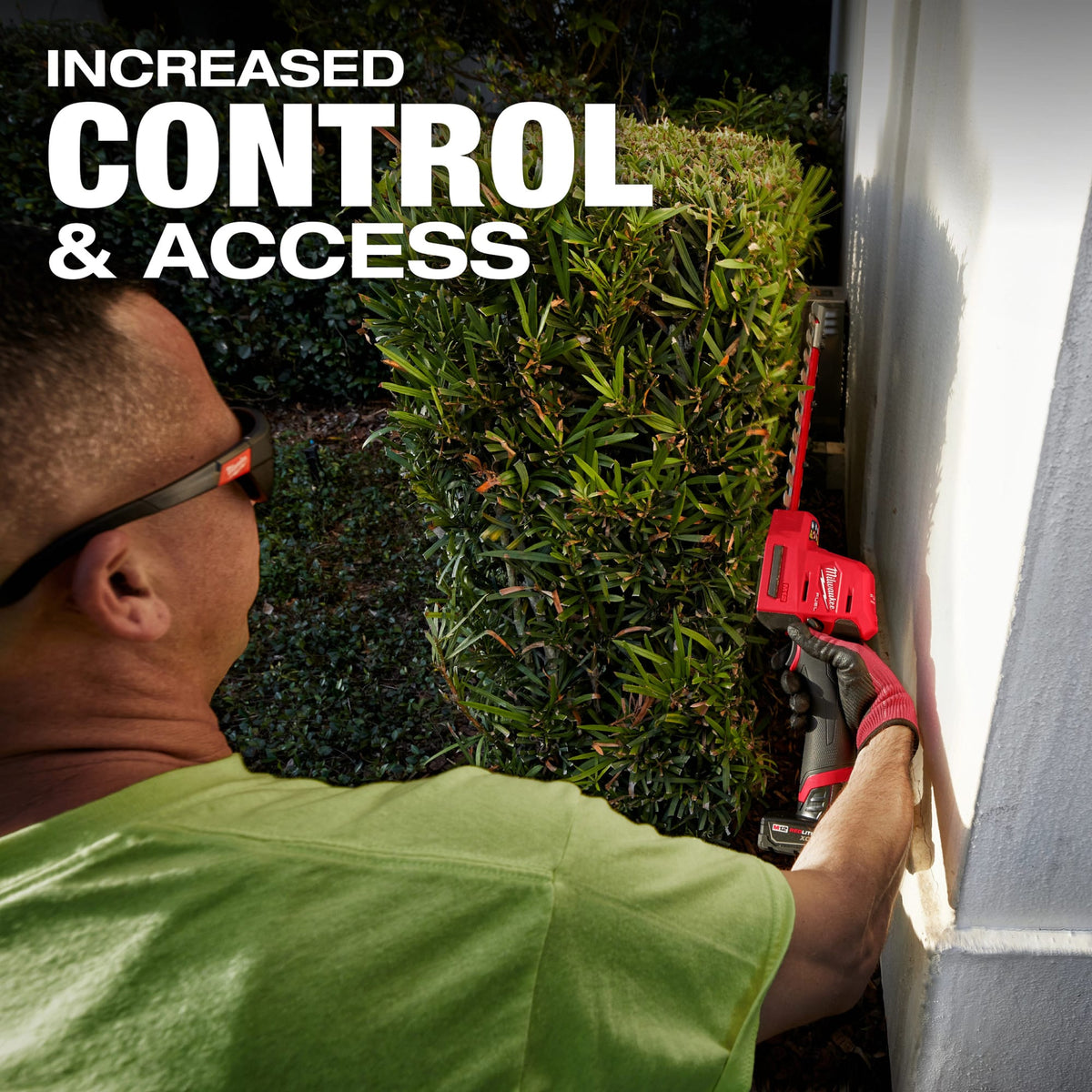 Milwaukee Tools M12 FUEL™ 8" Hedge Trimmer Kit