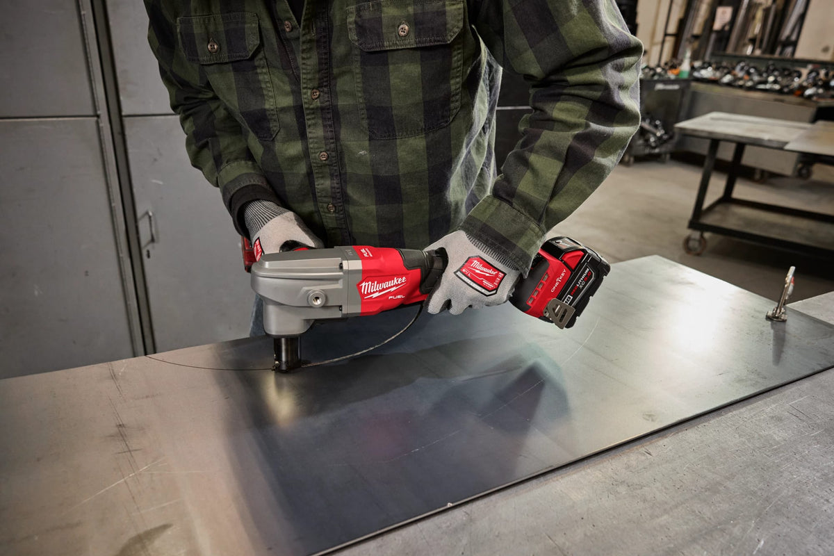 Milwaukee Tools M18 FUEL™ 10 Gauge Nibbler