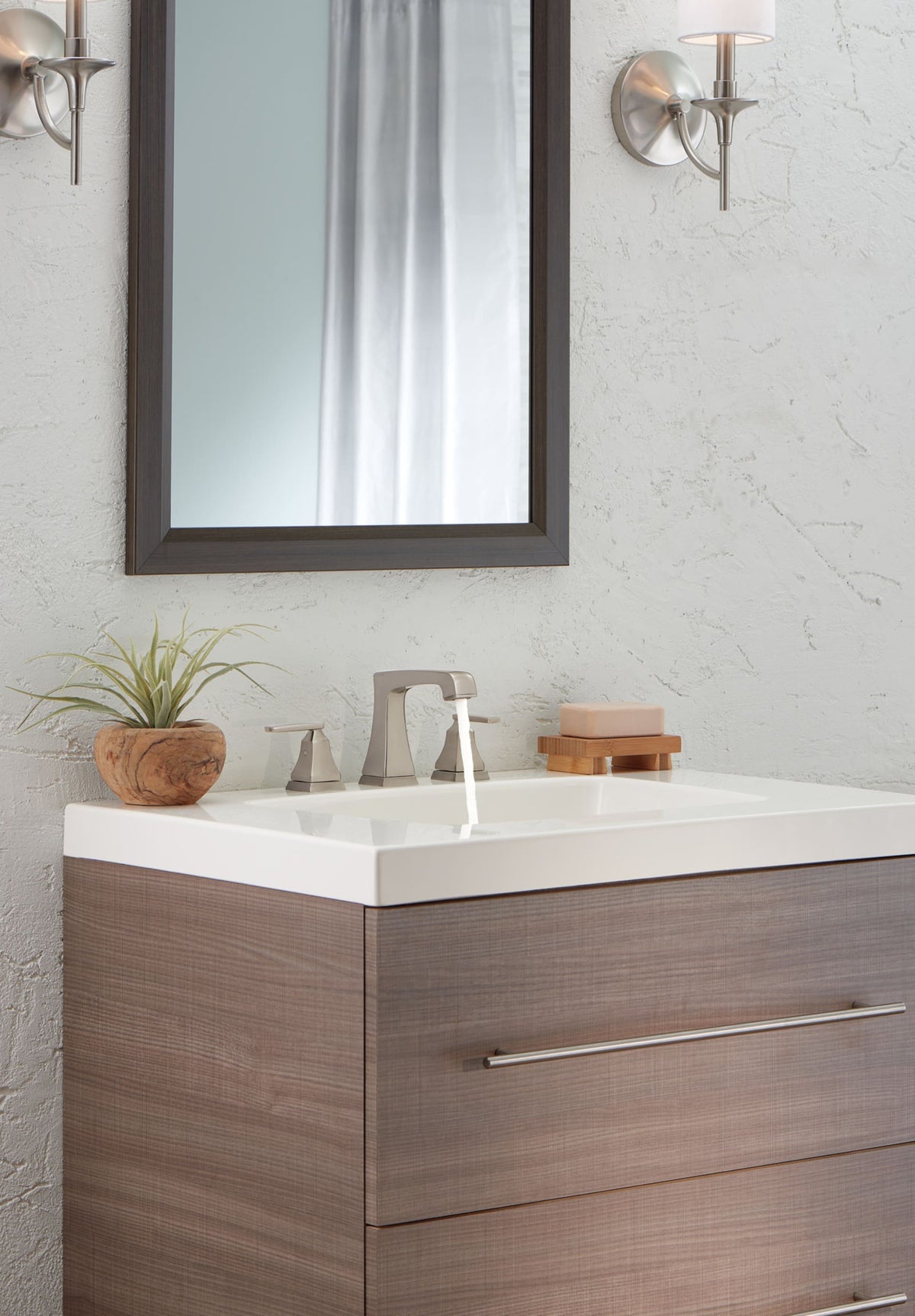 Delta Ashlyn® Two Handle Widespread Bathroom Faucet with EZ Anchor® Stainless
