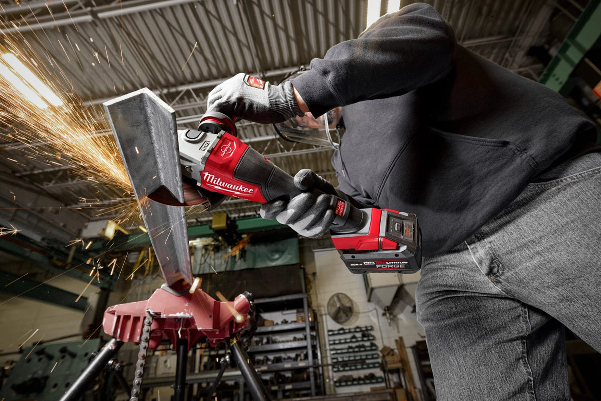 Milwaukee Tools M18 FUEL™ 4-1/2"-6" Braking Grinder, Paddle Switch Kit