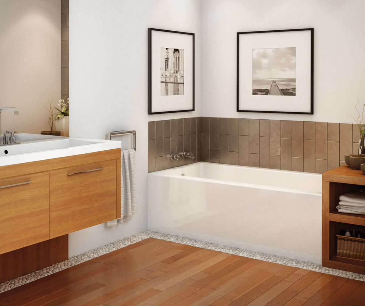 Maax Rubix 6032 AFR Acrylic Alcove Left-Hand Drain Bathtub in White