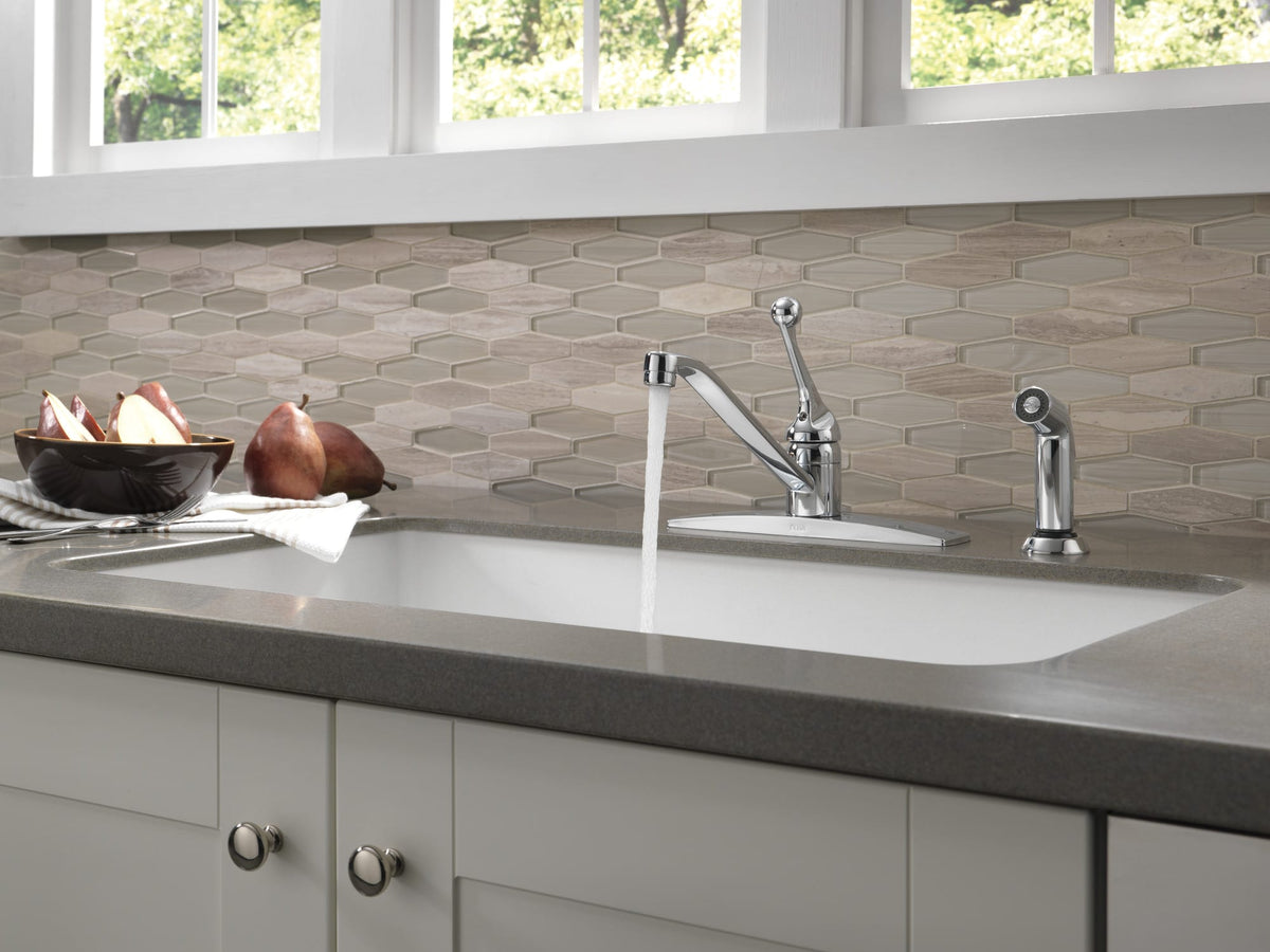 Delta 400 Series Single Handle Kitchen Faucet with Spray Chrome 400LF-WF