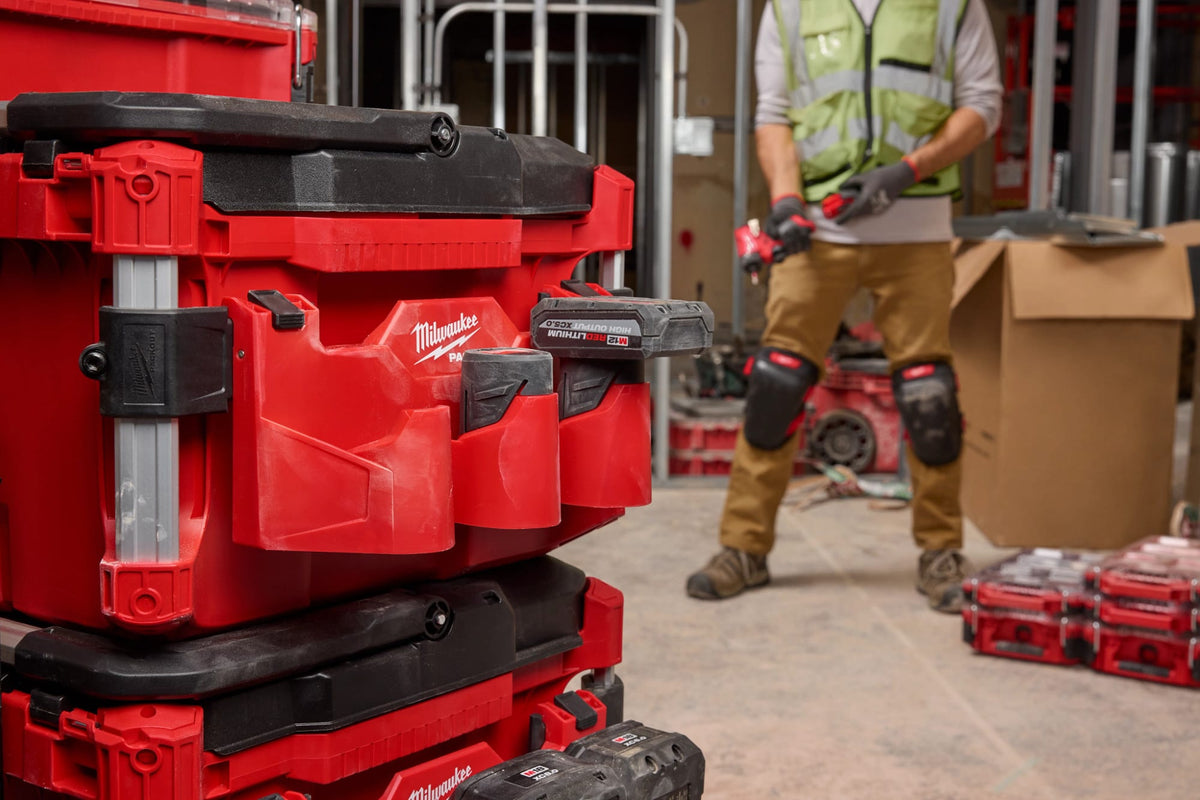 Milwaukee Tools PACKOUT™ Tool Box Attachment Mount