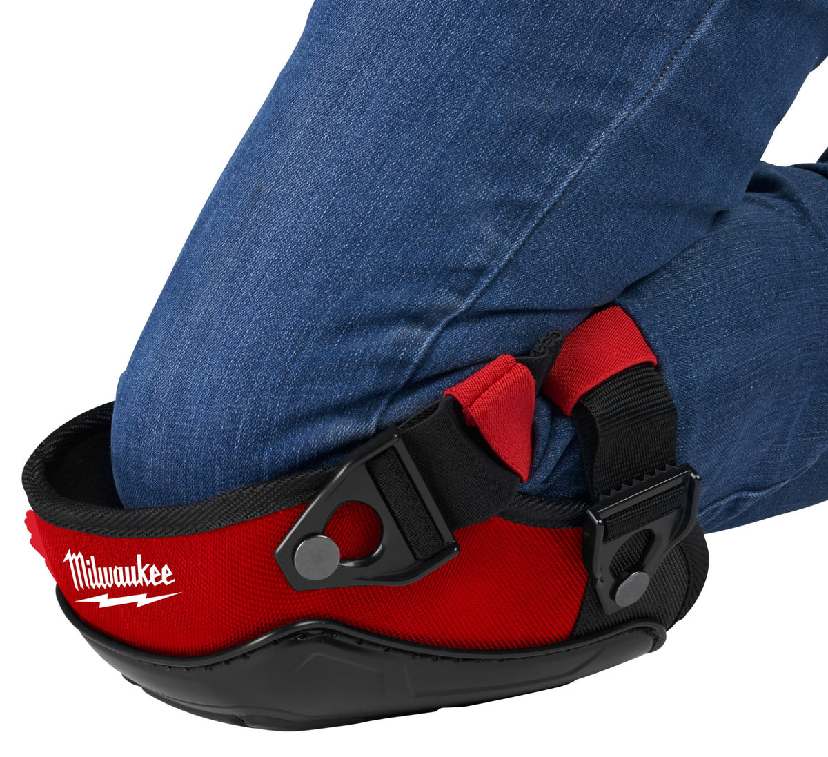 Milwaukee Tools Dynamic Knee Pad with Wide Strap