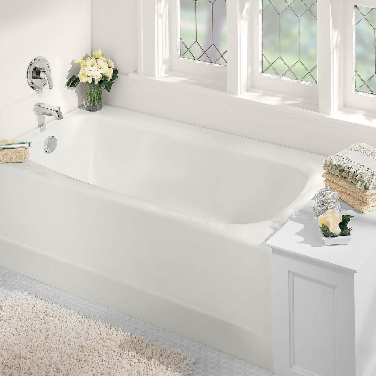 American Standard Cambridge® Americast® 60" x 32" Integral Apron Bathtub With Left-Hand Drain White