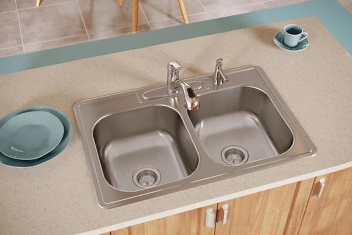 Dayton Stainless Steel 33" x 22" x 8-1/16" 1-Hole Equal Double Bowl Drop-in Sink