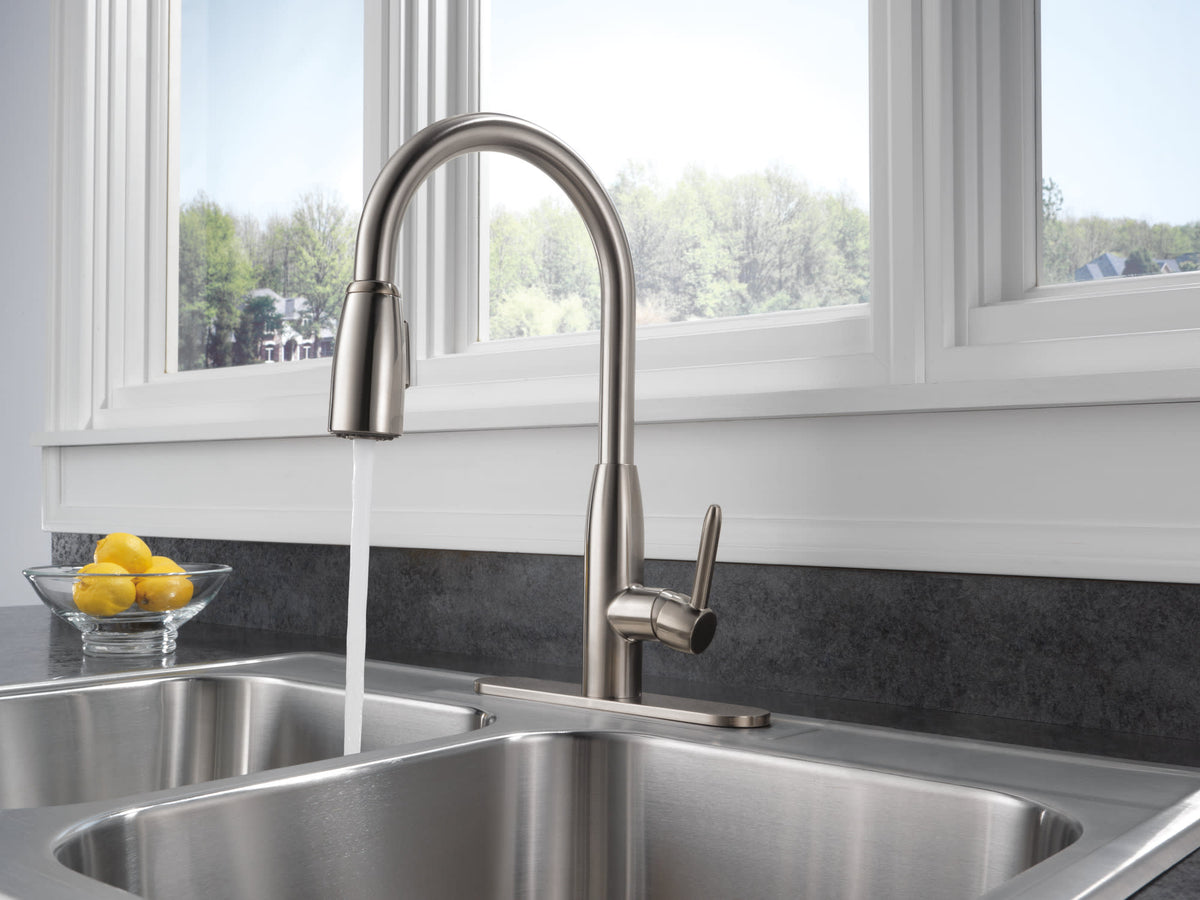 Peerless Faucet Peerless Core Single Handle Kitchen Pull-Down Stainless